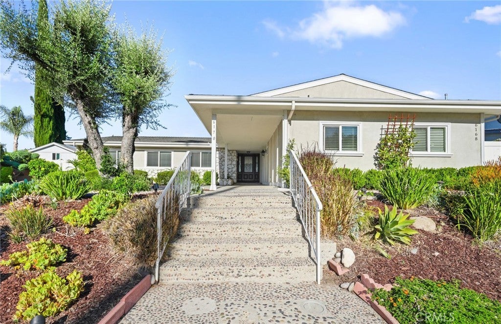 Photo of Listing #SR25157870