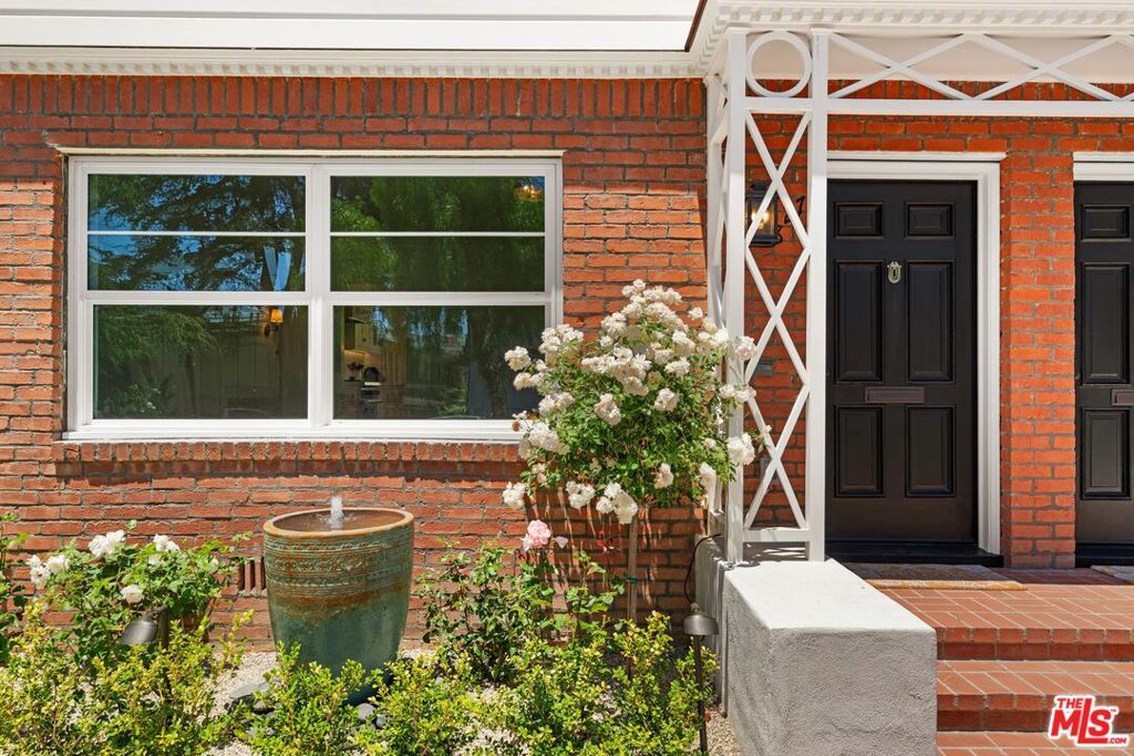 Photo of Listing #25565325