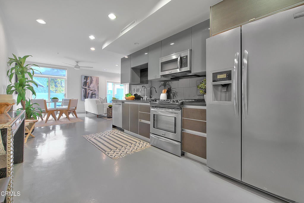 Photo of Listing #P1-23223