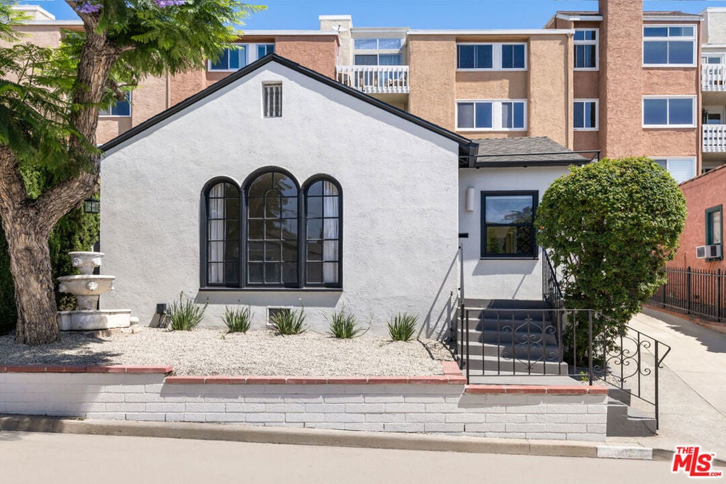 Photo of Listing #25551111