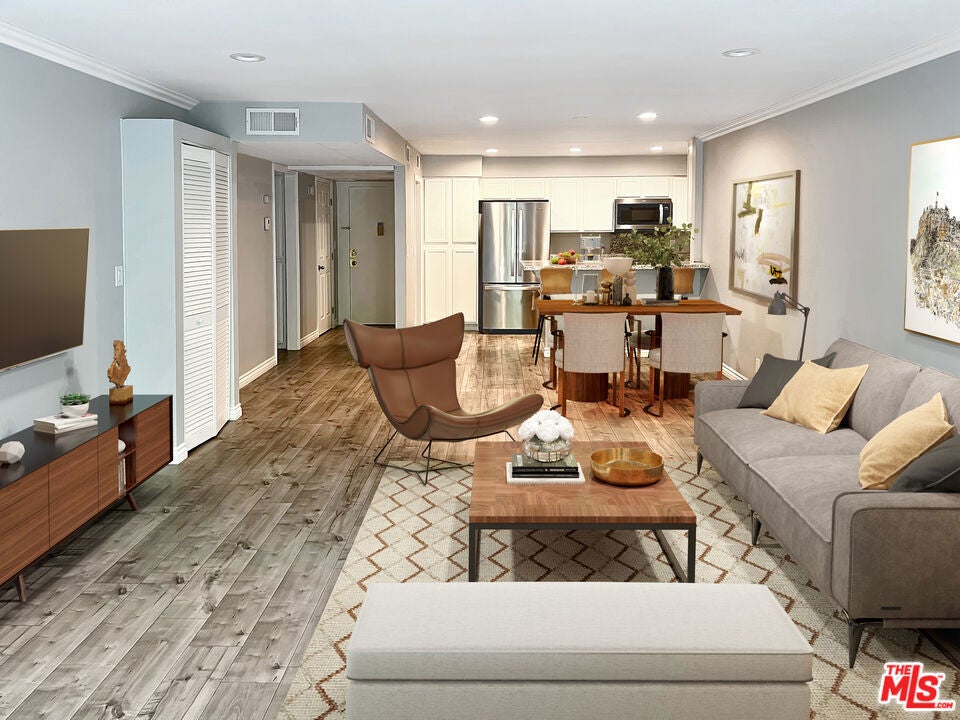 Photo of Listing #25565555