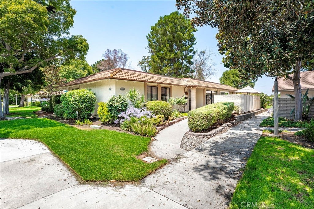 Photo of Listing #OC25156109