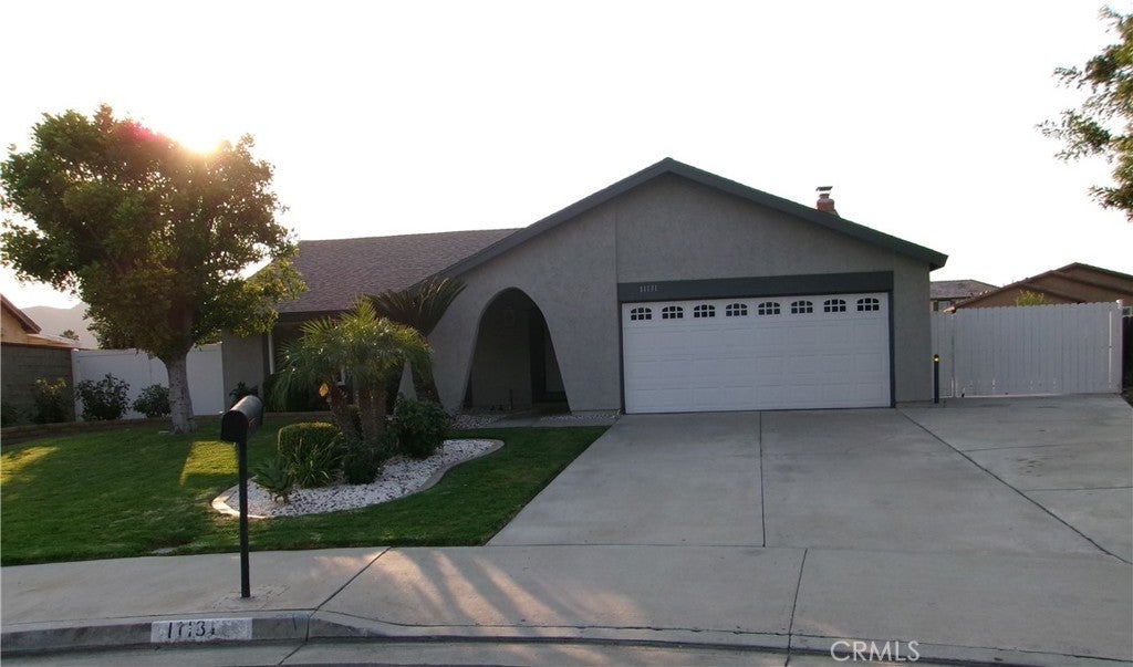 Photo of Listing #PW25159392