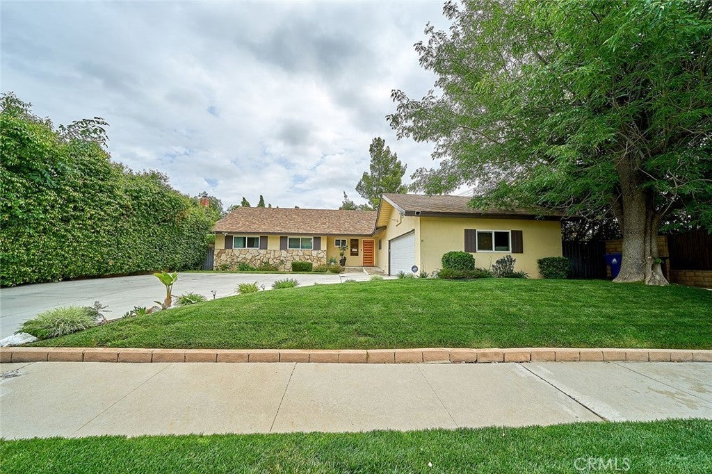 Photo of Listing #SR25159747