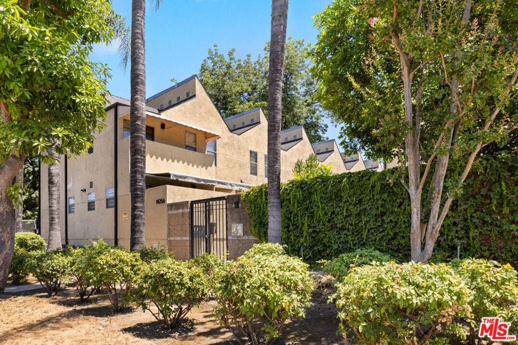 Photo of Listing #25565115