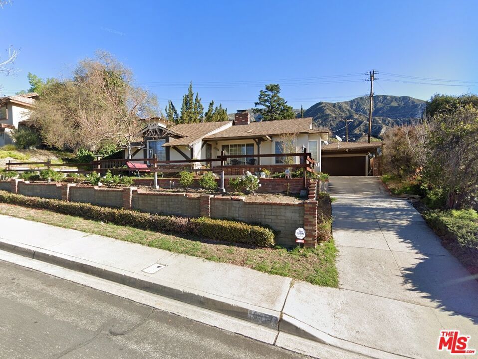 Photo of Listing #25565875