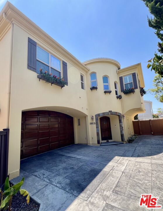 Photo of Listing #25566237