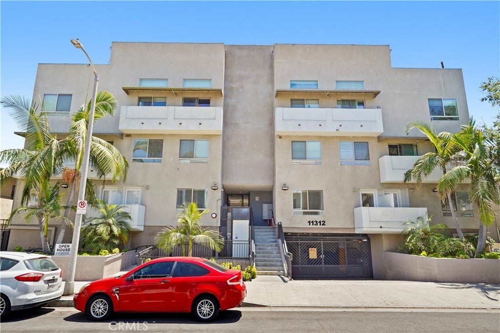 Photo of Listing #SR25160605