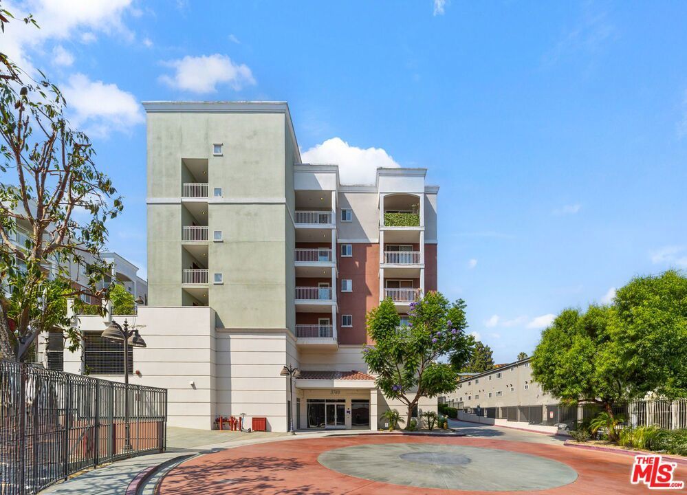 Photo of Listing #25566649