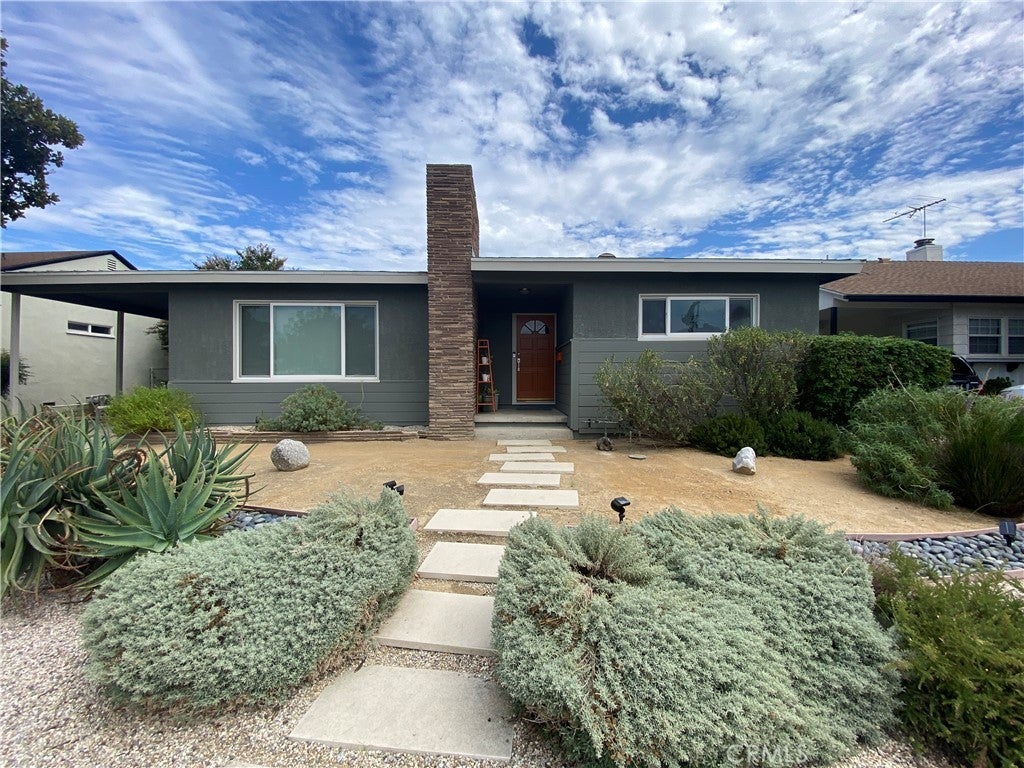 Photo of Listing #SR25161188