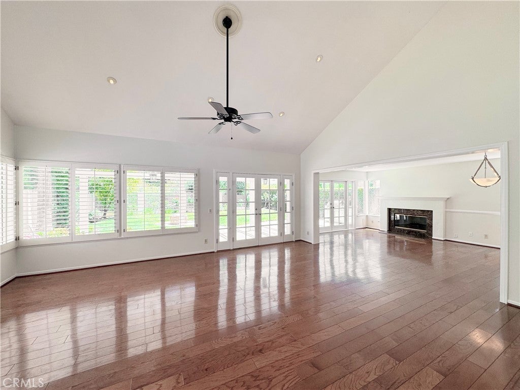 Photo of Listing #SR25161256