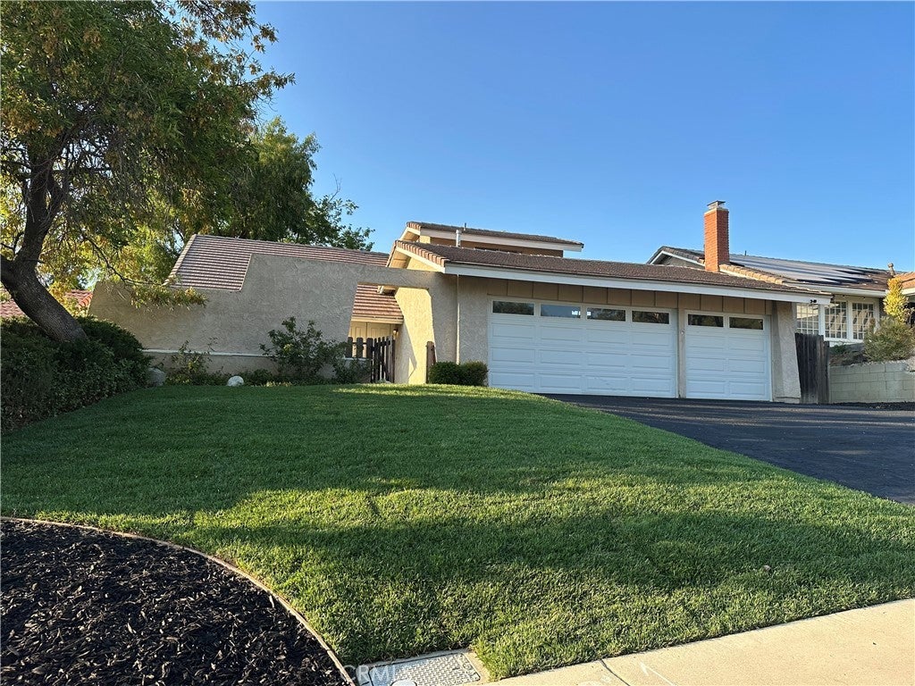 Photo of Listing #SR25130985