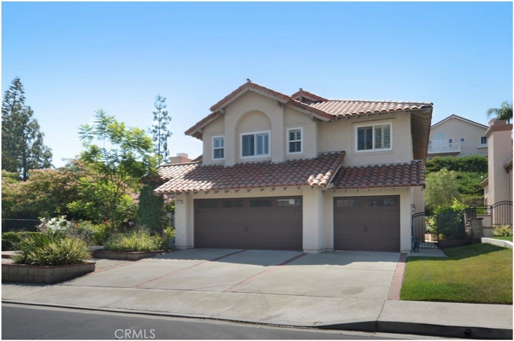 Photo of Listing #OC25100543