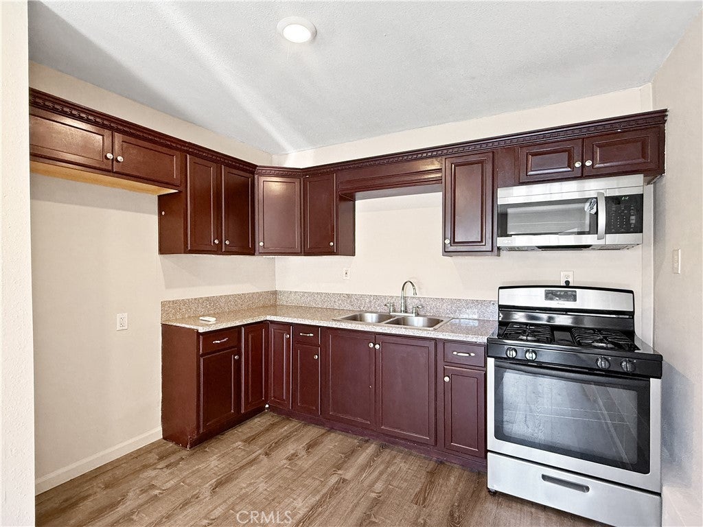 Photo of Listing #PW25161366