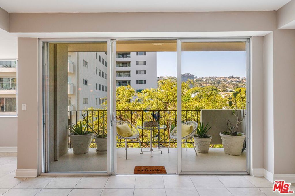 Photo of Listing #25567285