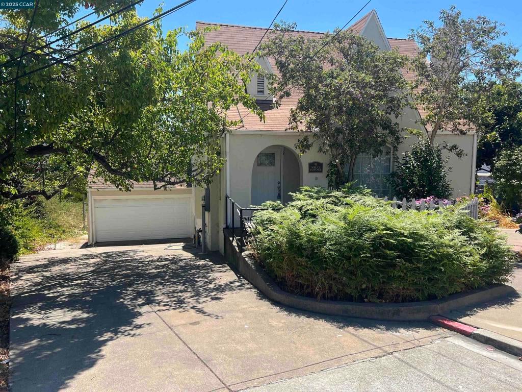 Photo of Listing #41105420