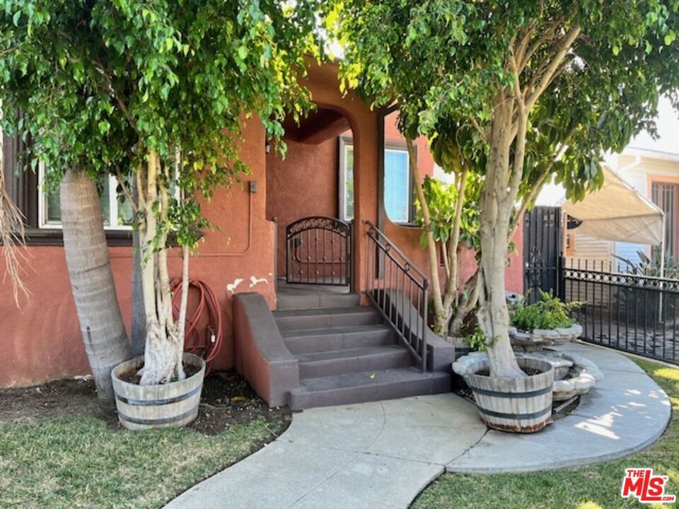 Photo of Listing #25567327