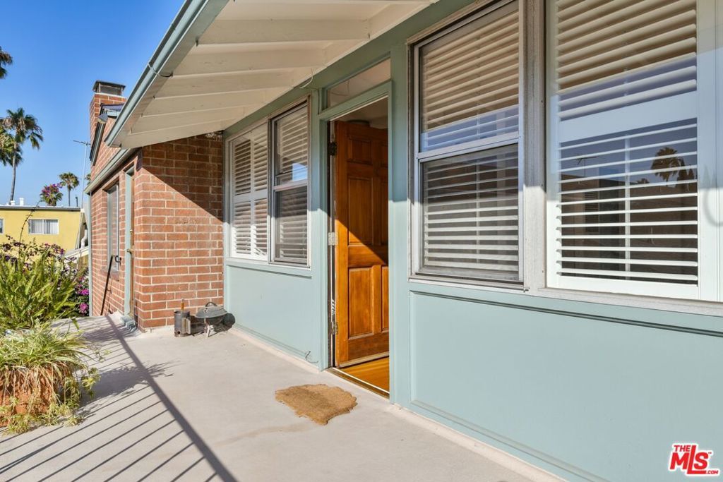 Photo of Listing #25564411