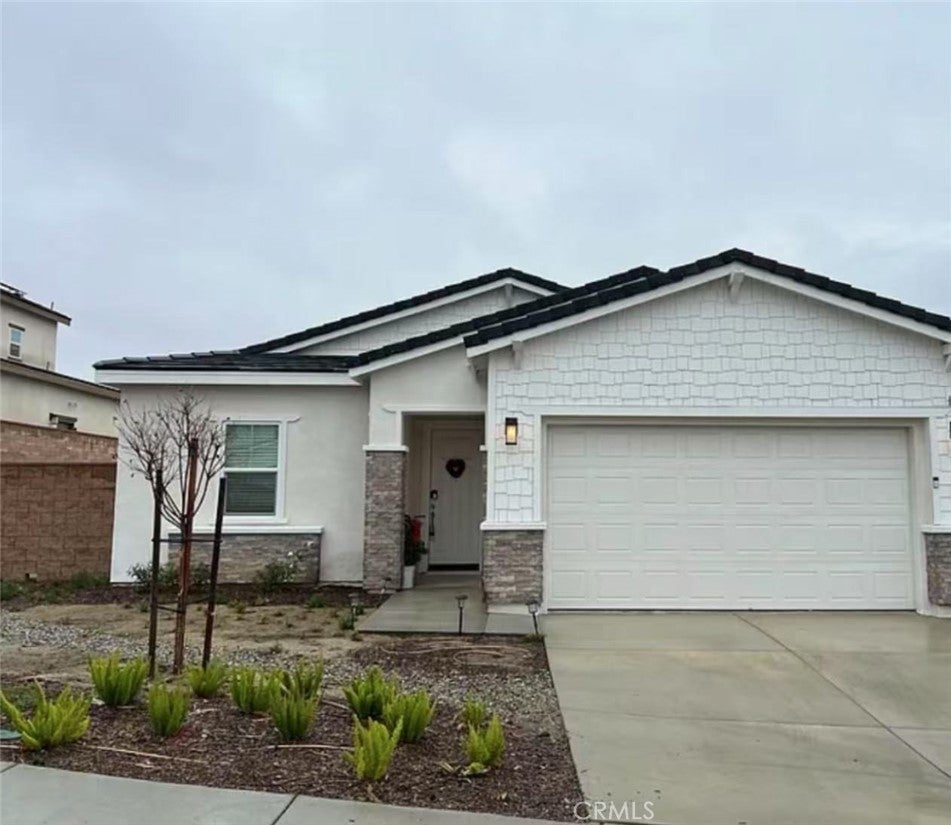 Photo of Listing #CV25143594