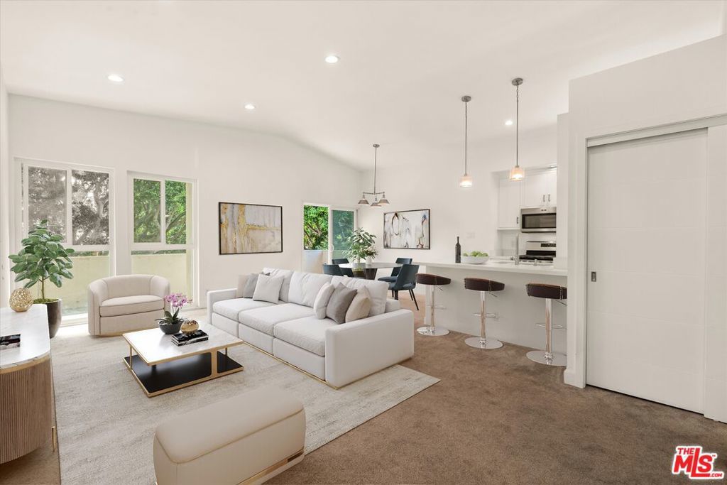 Photo of Listing #25566373