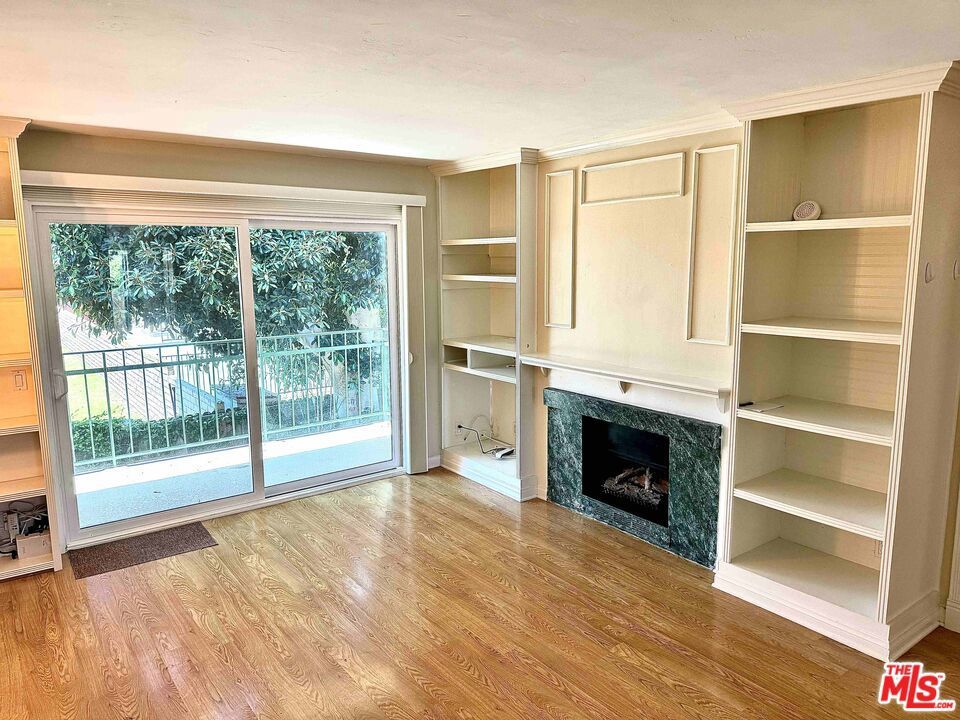 Photo of Listing #25568559