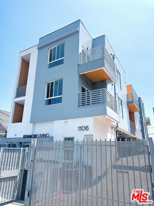 Photo of Listing #25567235