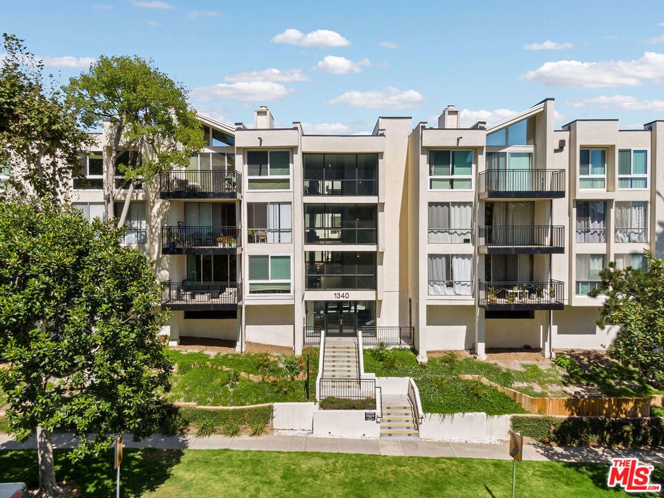 Photo of Listing #25568615