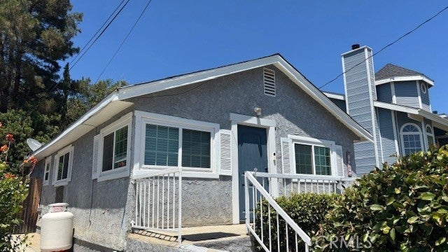 Photo of Listing #SR25165295