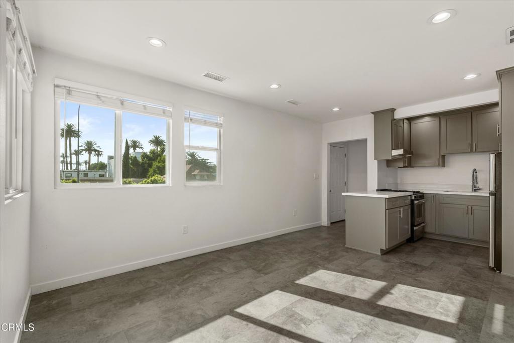 Photo of Listing #P1-23356