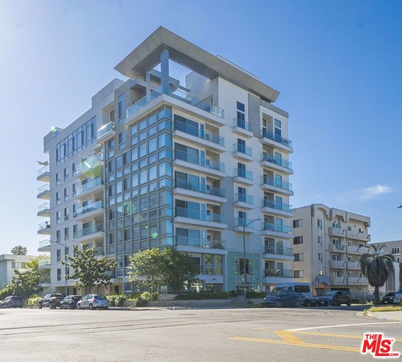 Photo of Listing #25568711