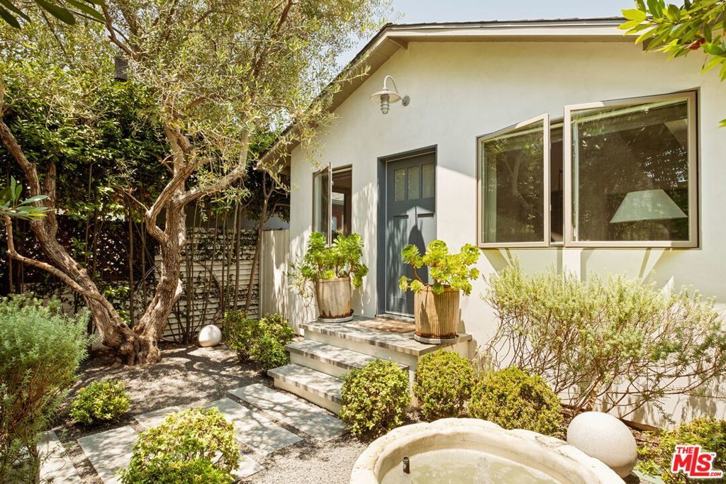 Photo of Listing #25568345