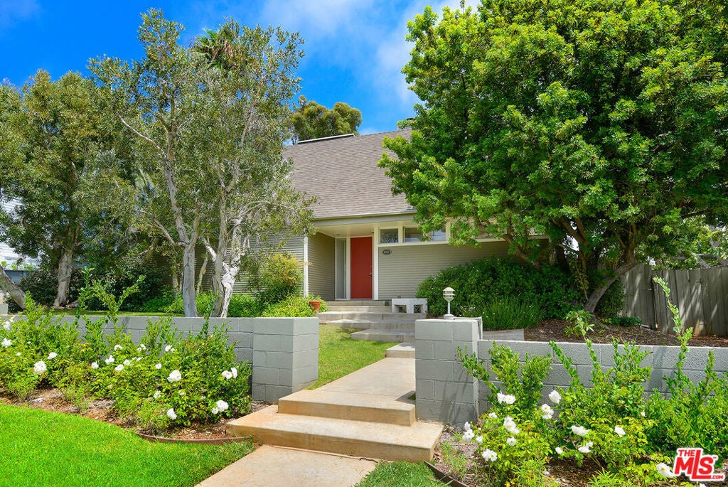 Photo of Listing #25568889