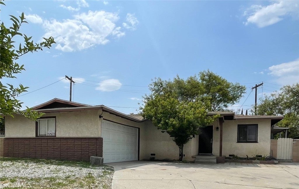 Photo of Listing #CV25166074