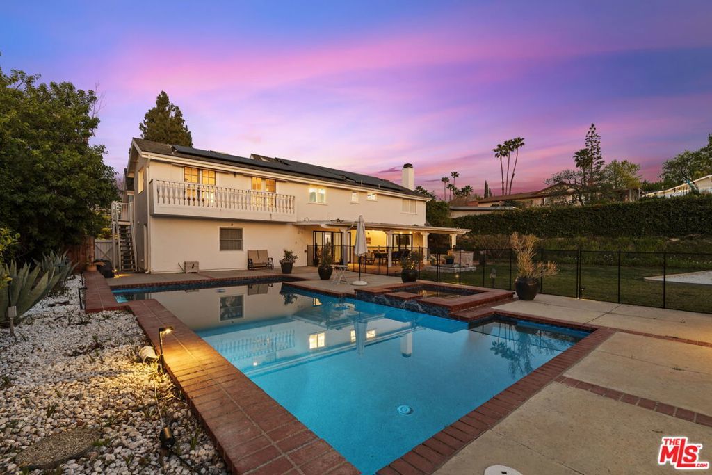 Photo of Listing #25568839