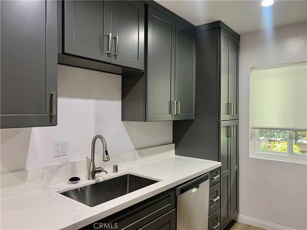 Photo of Listing #SR25165914