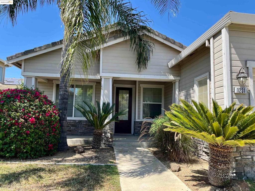 Photo of Listing #41106017