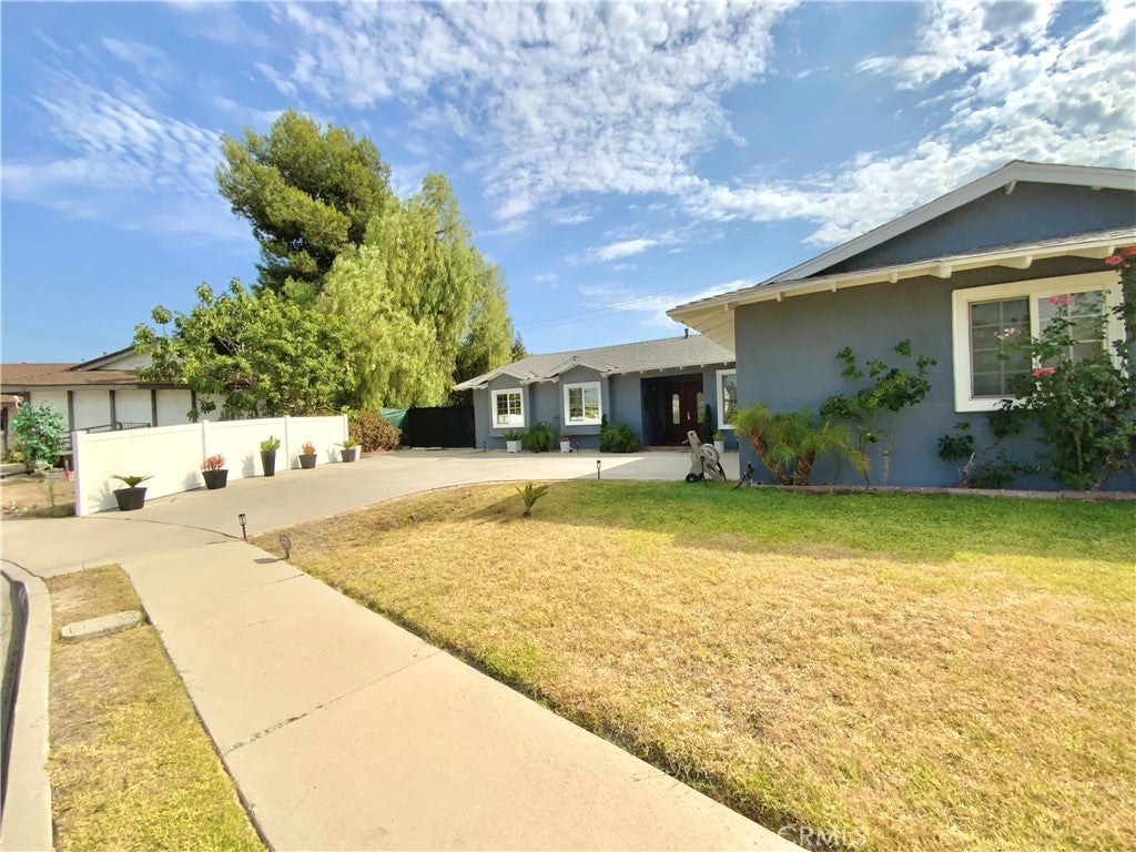 Photo of Listing #CV25165764