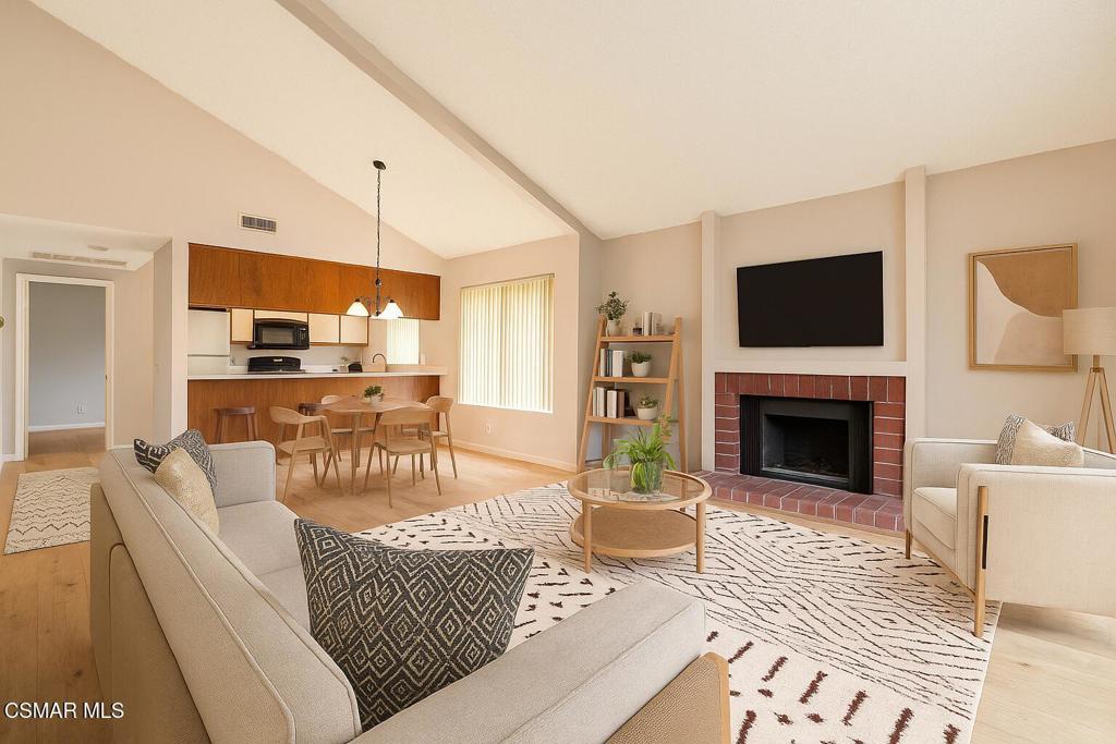 Photo of Listing #225003759