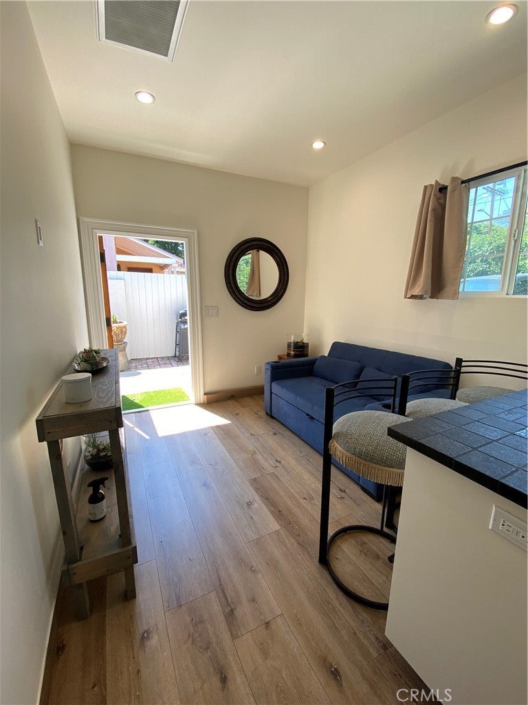 Photo of Listing #SR25166241