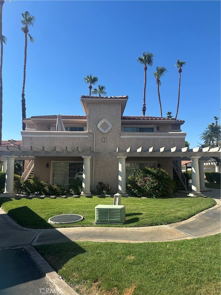 Photo of Listing #IV25167375