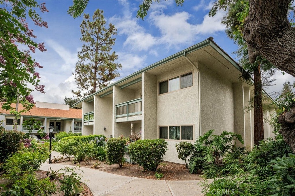 Photo of Listing #SR25166515