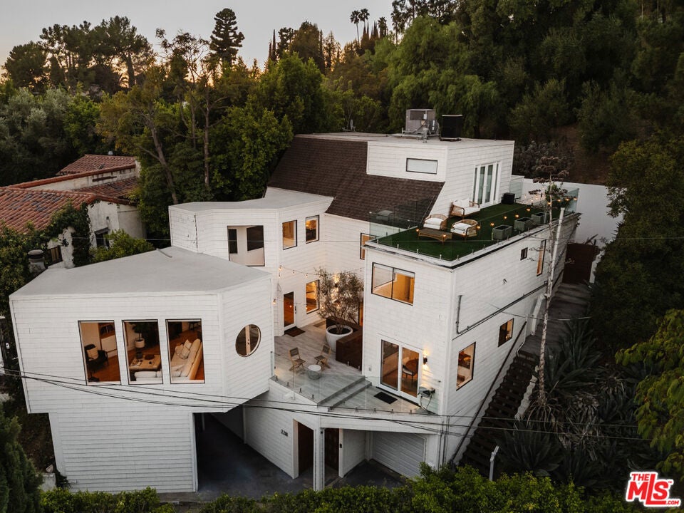 Photo of Listing #25570049