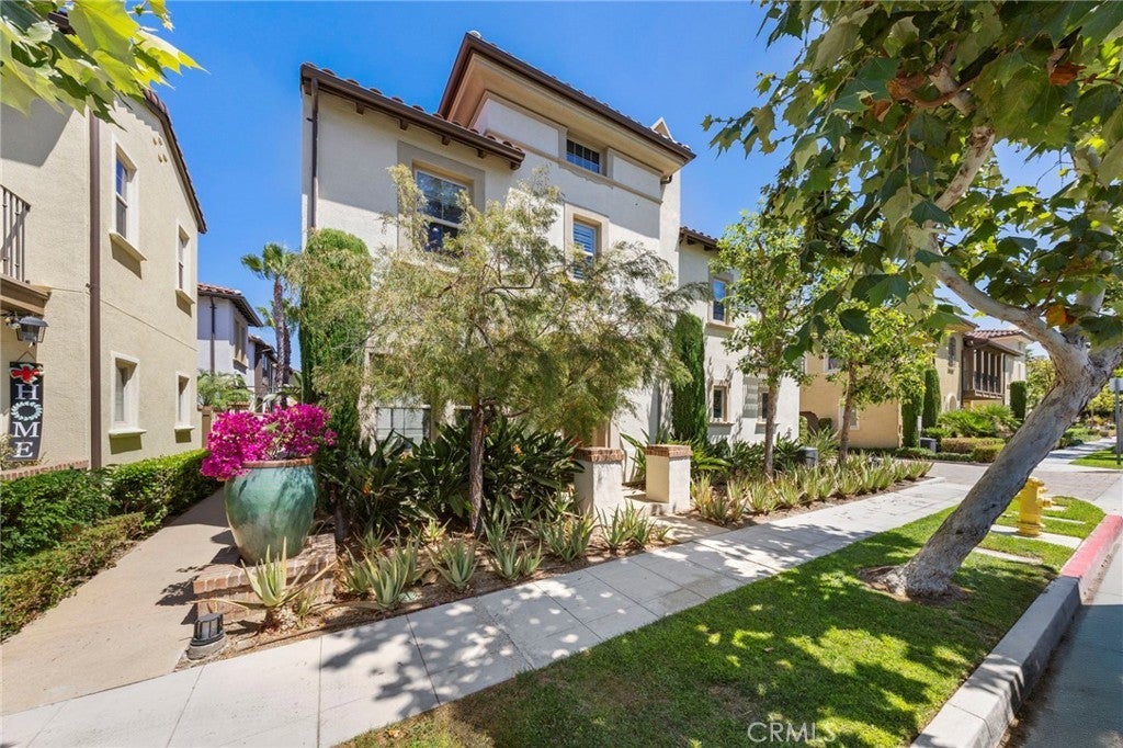 Photo of Listing #PW25168370