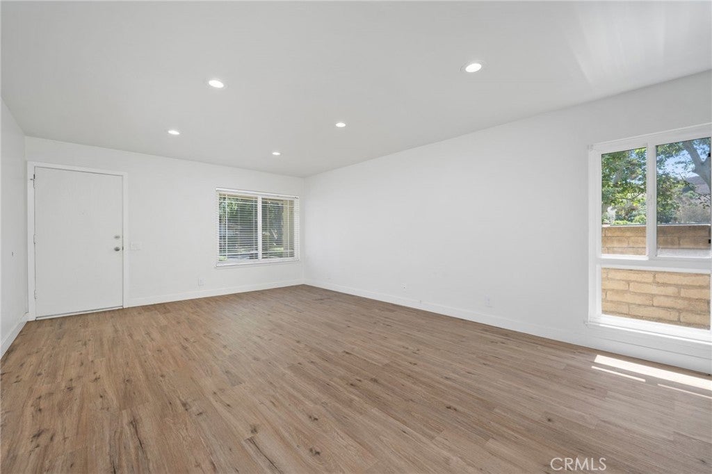 Photo of Listing #OC25166770