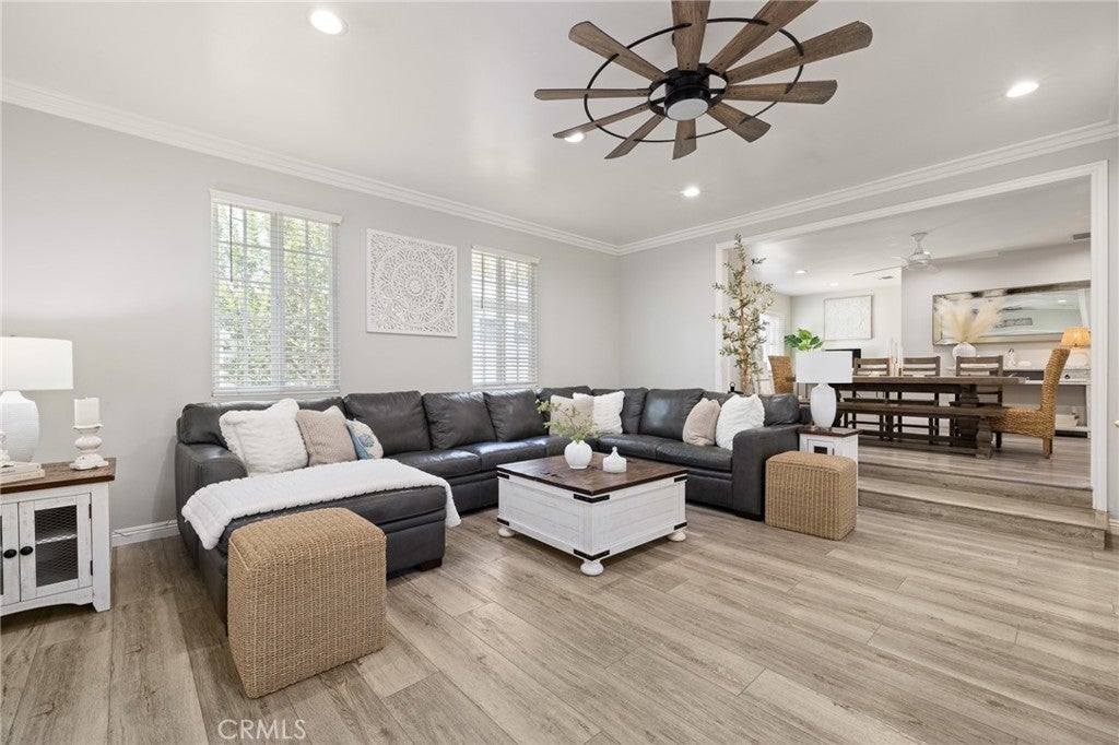 Photo of Listing #SR25168898