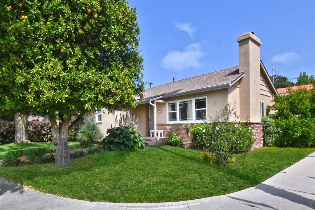 Photo of Listing #SR25167824