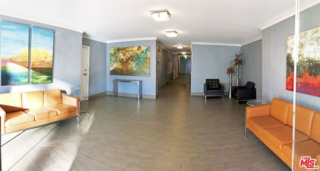 Photo of Listing #25570615