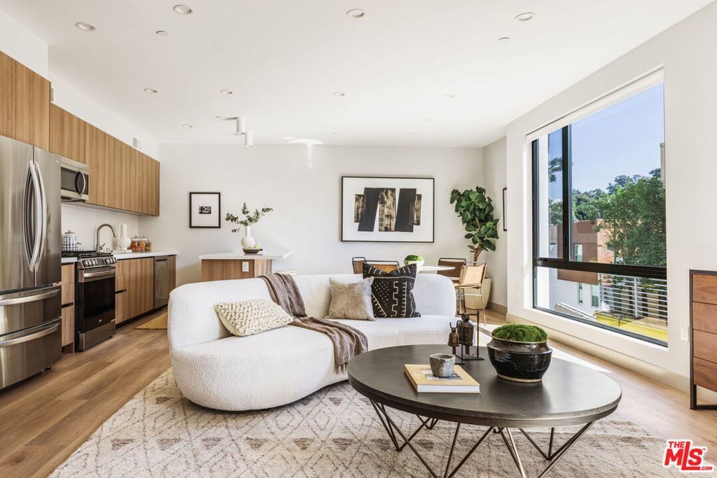 Photo of Listing #25570713