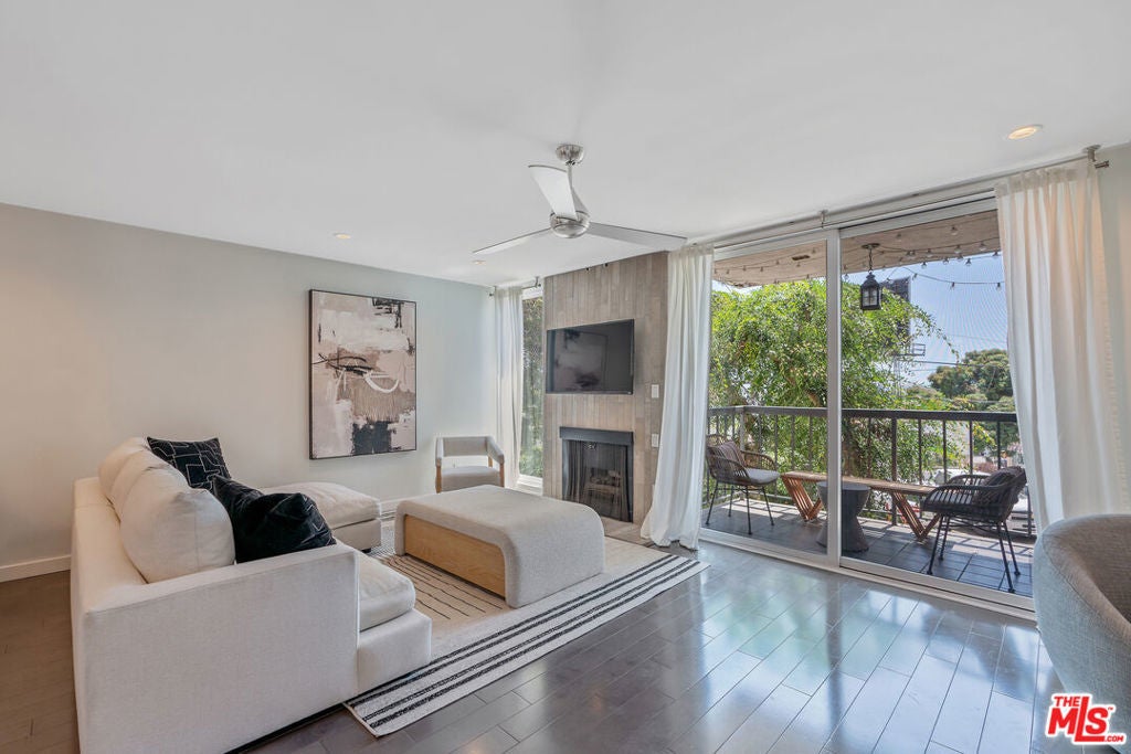 Photo of Listing #25569099