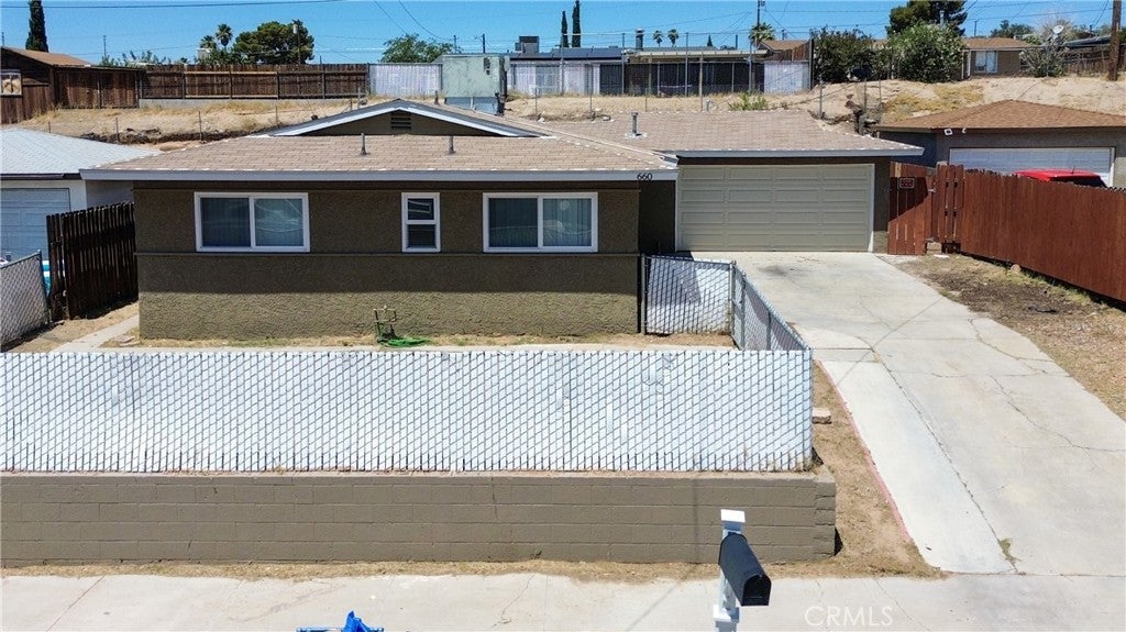 Photo of Listing #IV25169570